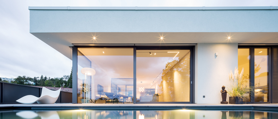 HAUS S